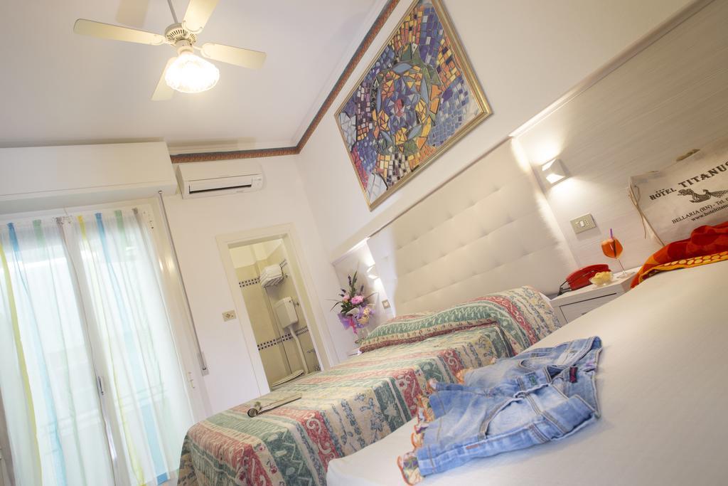 Hotel Titanus Белларія-Іджеа-Марина Екстер'єр фото