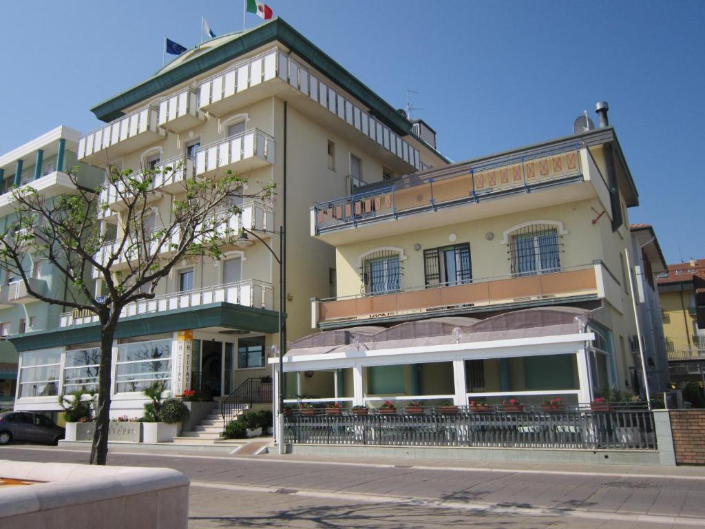 Hotel Titanus Белларія-Іджеа-Марина Екстер'єр фото